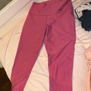 Nike Dri Fit Capri Leggings